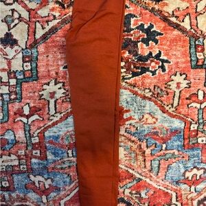 Alphalete Amplify Leggings - Rust Orange/Red